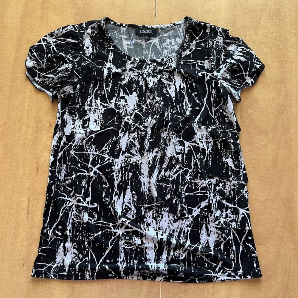 Black and White Short Sleeve Women's Top